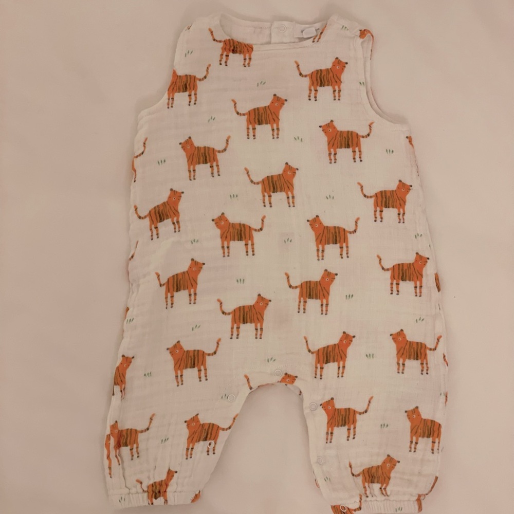 Angel Dear Cotton shortall 6-12 months